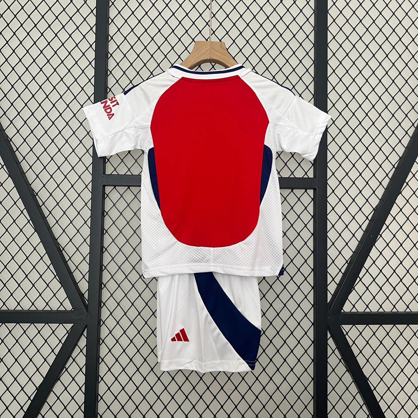 Kit Infantil Arsenal Titular 24/25