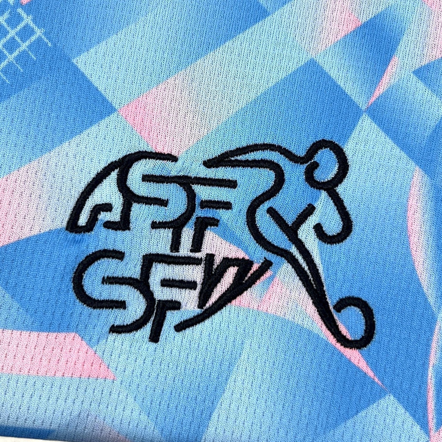 Camisa Suiça Reserva 25/26  Copa do Mundo - Versão Torcedor