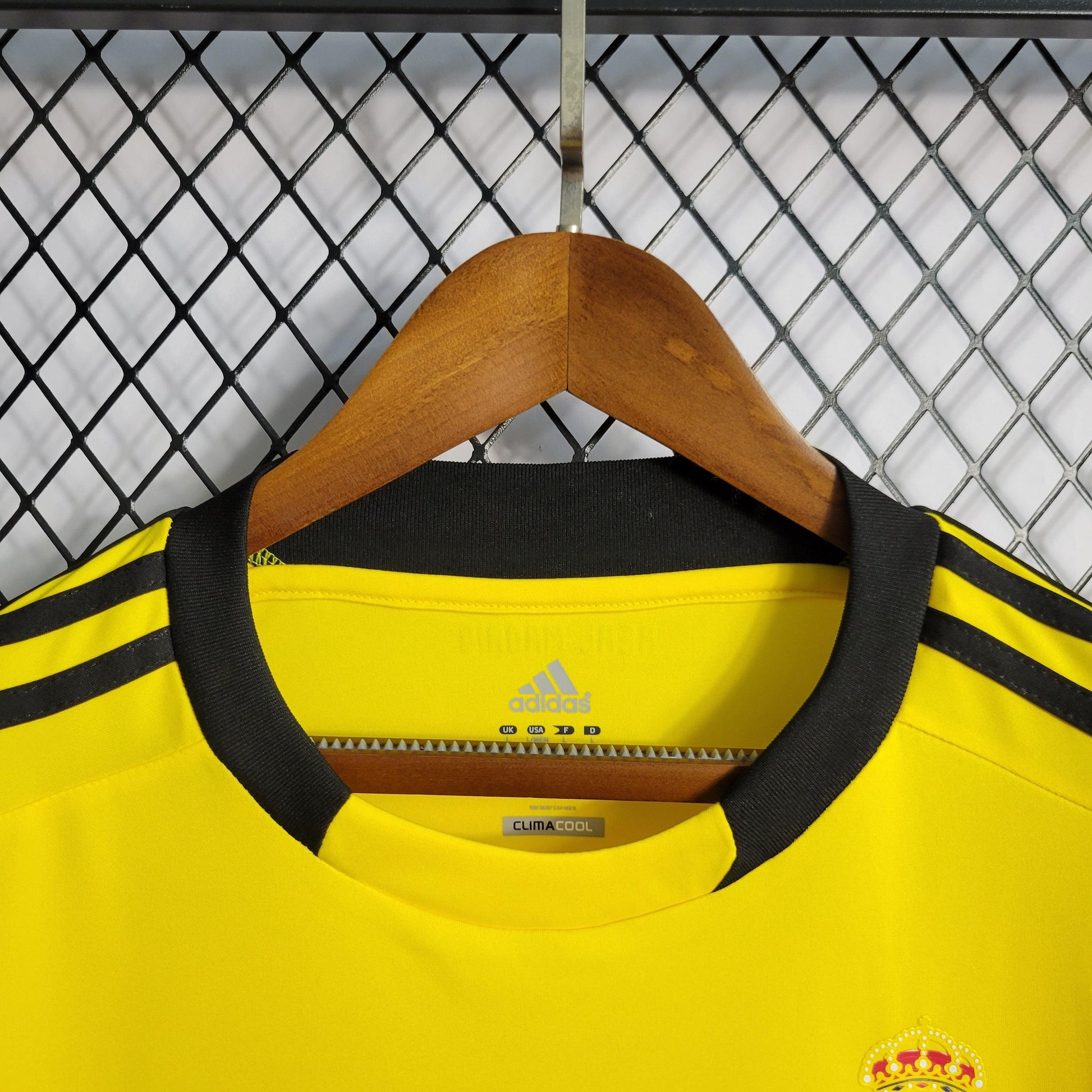 Camisa Real Madrid Goleiro Amarela 11/12 - Versão Retro - Boutique do Boleiro
