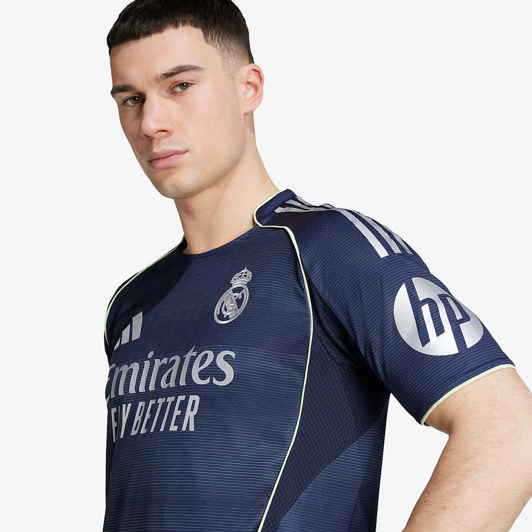 Camisa Real Madrid 2025/26 II Authentic