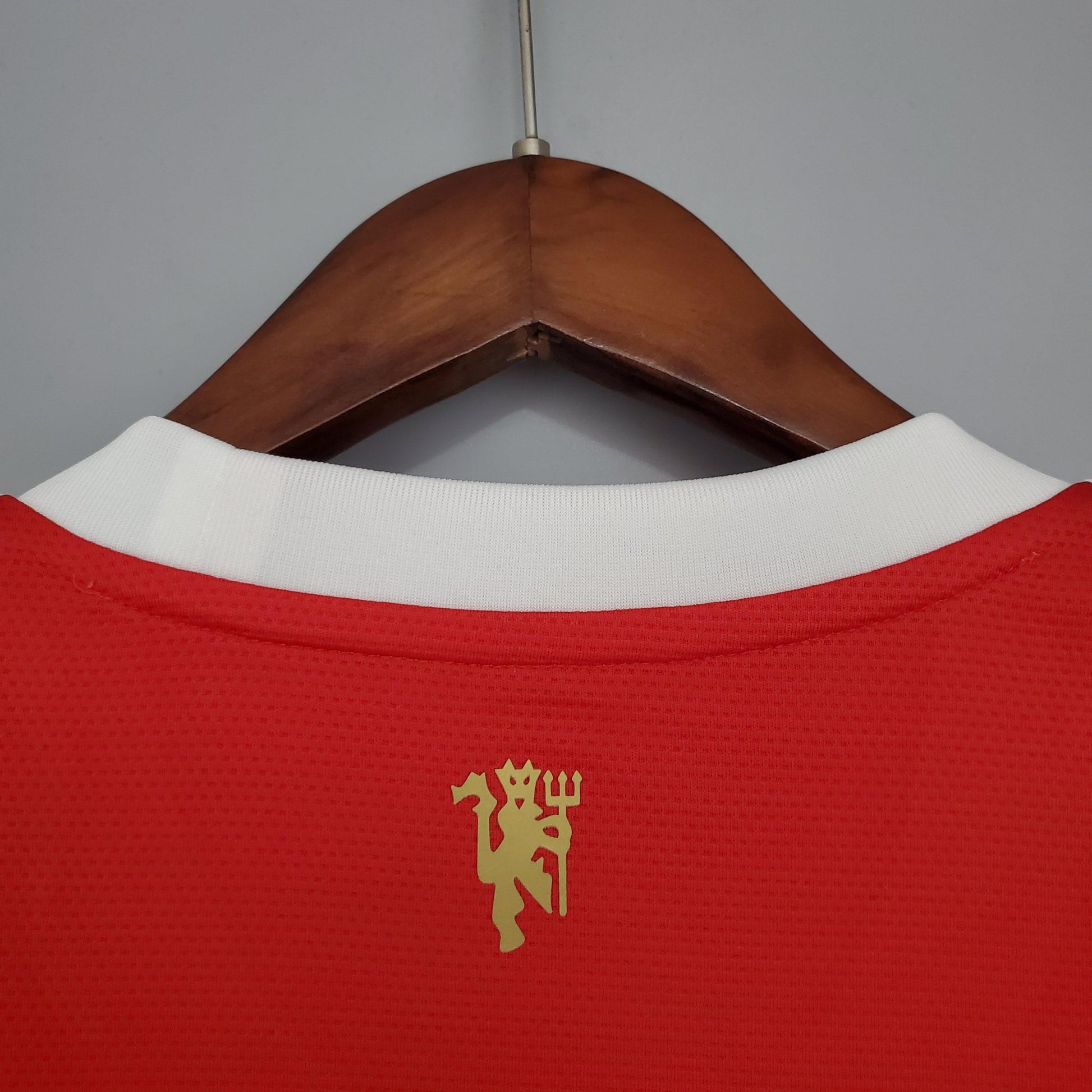 Camisa Manchester United Titular 22/23 - Versão Feminina - Boutique do Boleiro