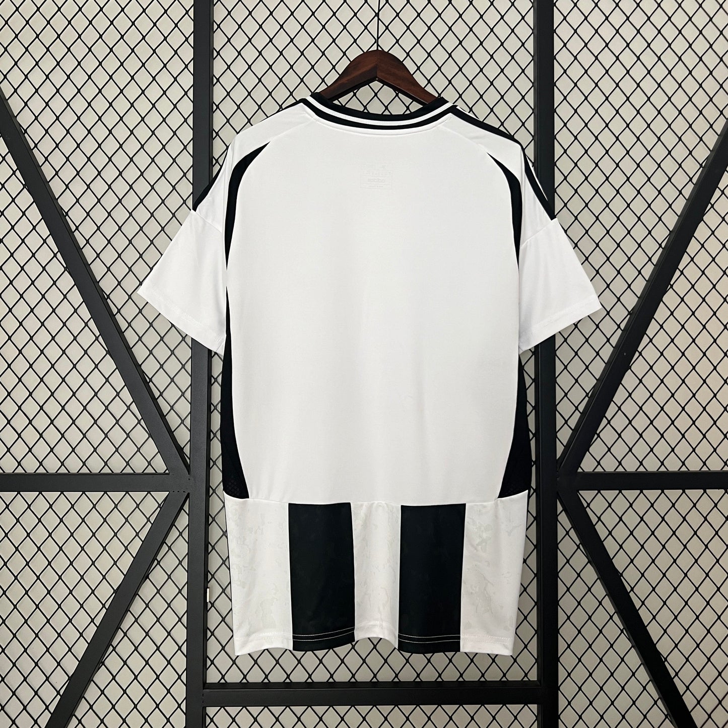Camisa Juventus Titular 24/25 - Versão Torcedor