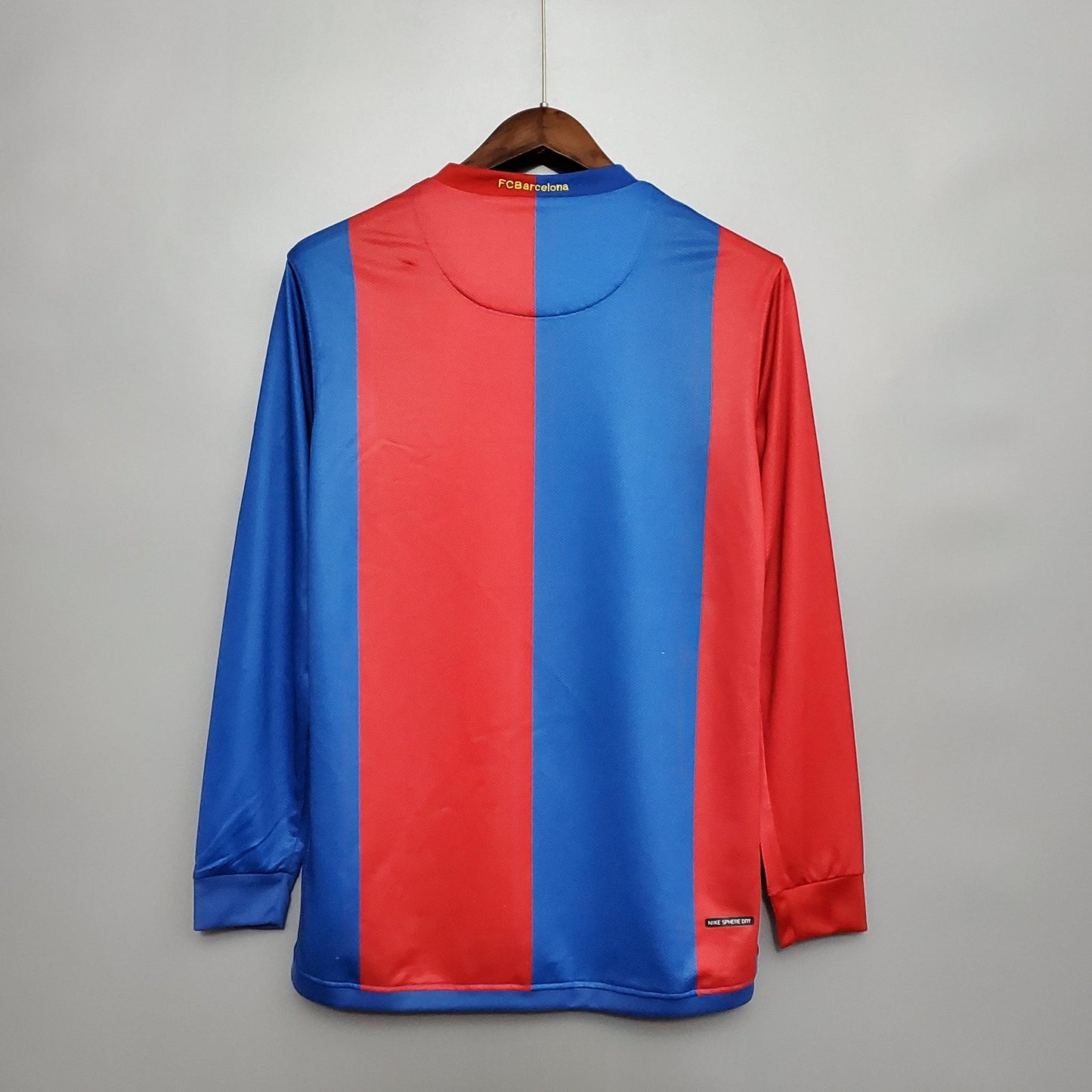 Camisa Barcelona Titular 06/07 - Versão Retro Manga Comprida - Boutique do Boleiro