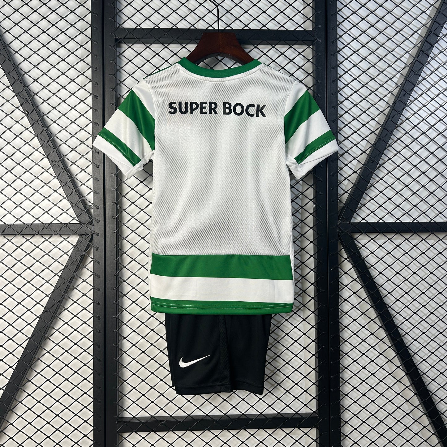 Kit Infantil Sporting Titular 25/26