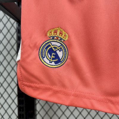 Kit Infantil Real Madrid Goleiro 25/26