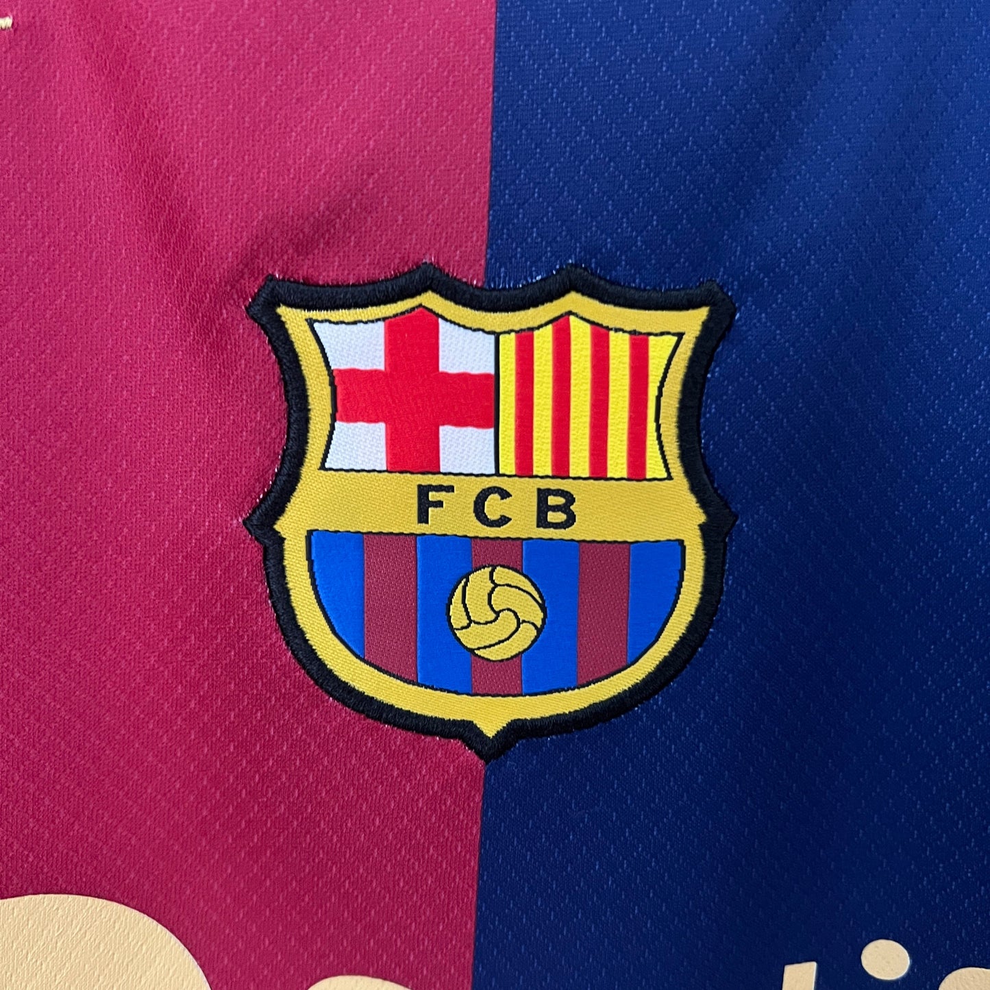 Camisa Barcelona Titular 24/25 - Versão Feminina