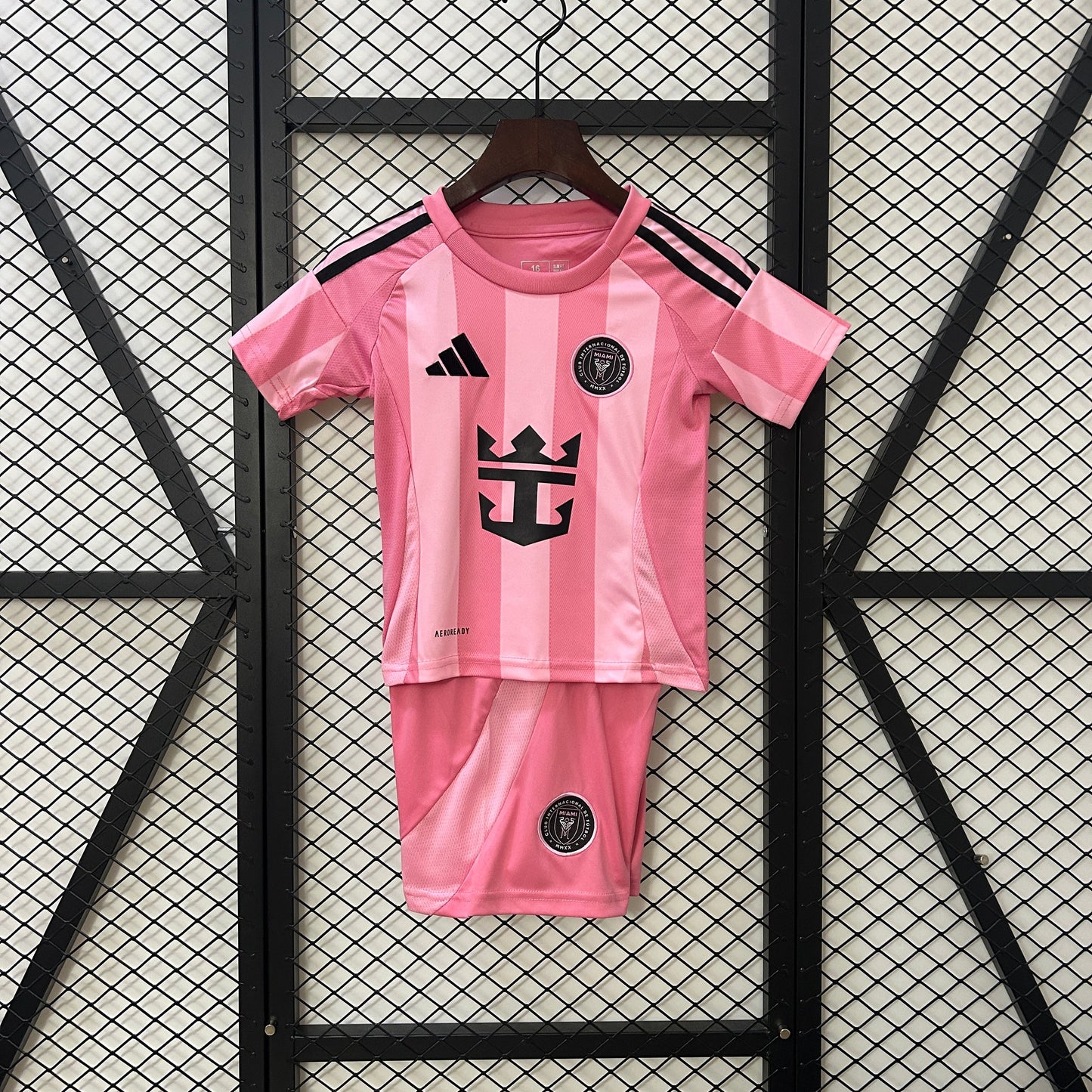 Kit infantil Miami Titular 25/26