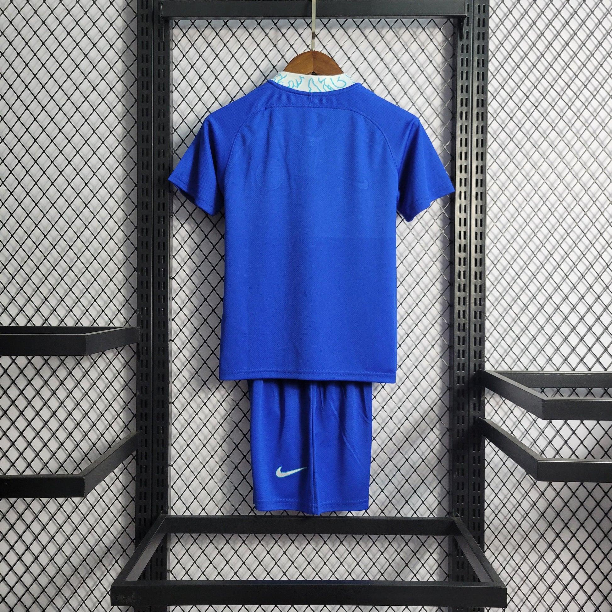Kit Infantil Chelsea Titular 22/23 - Boutique do Boleiro