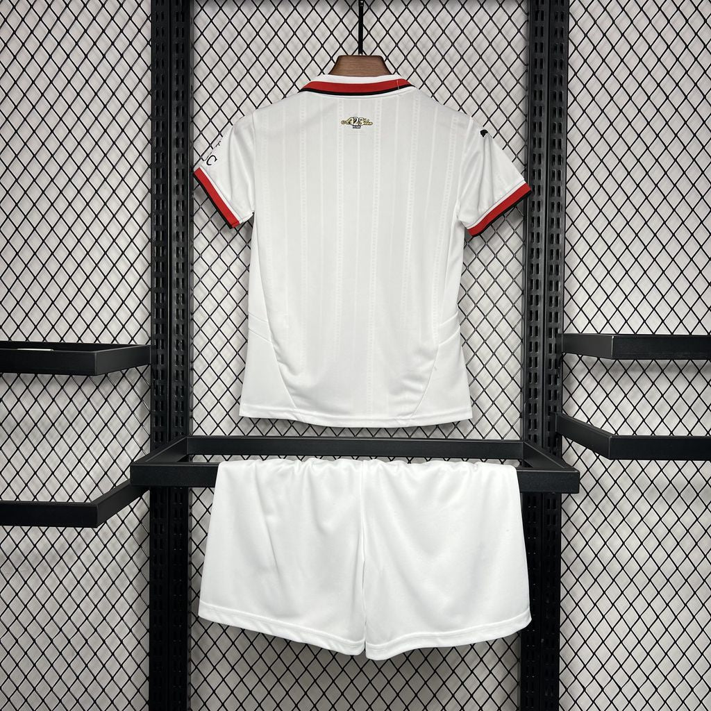 Kit Infantil Milan Reserva 24/25