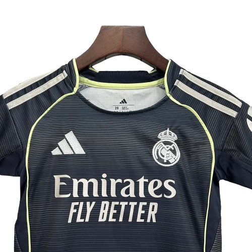 Kit Infantil Real Madrid II 25/26
