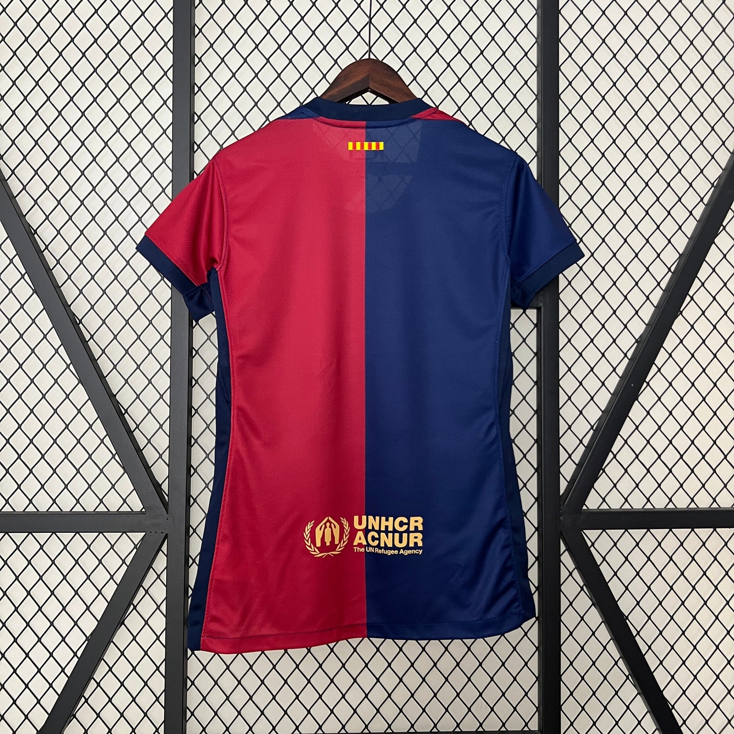 Camisa Barcelona Titular 24/25 - Versão Feminina