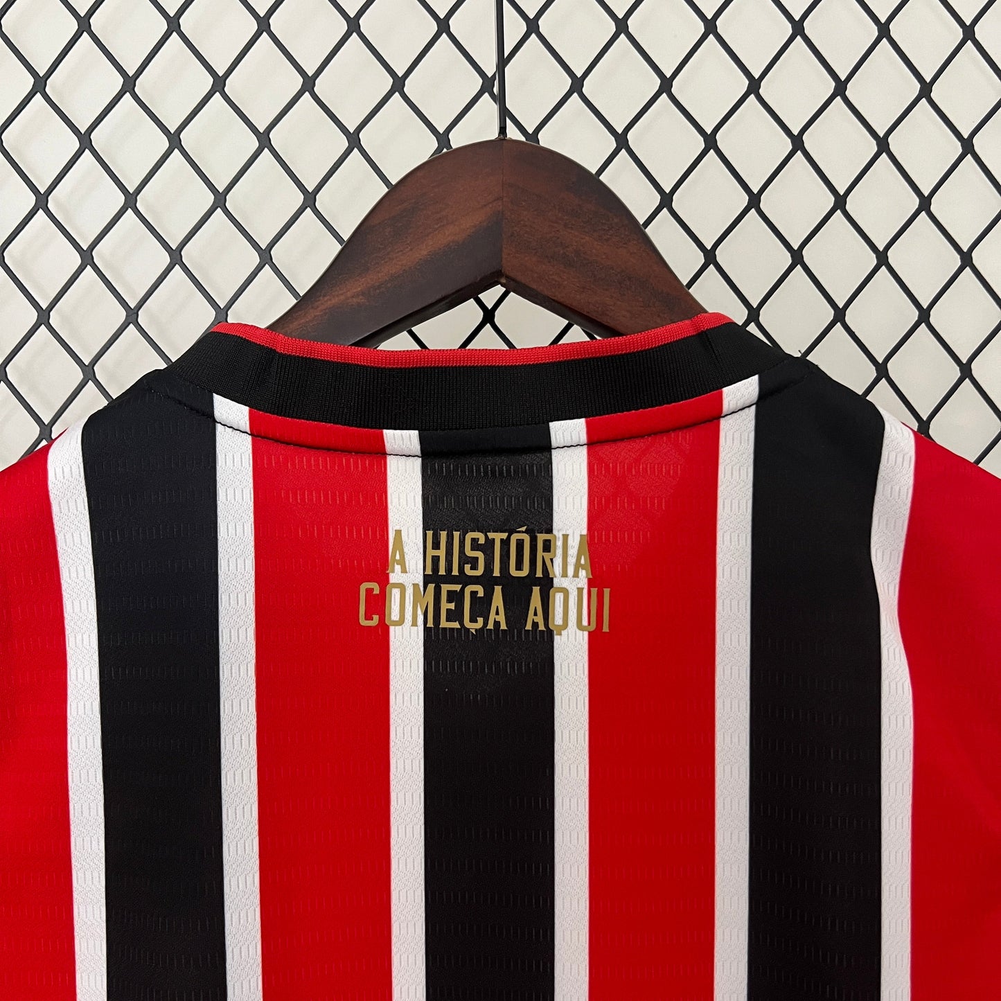 Camisa Sao Paulo Reserva 24/25 - Versão Feminina