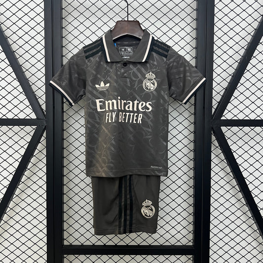 Kit Infantil Real Madrid Reserva 3 24/25