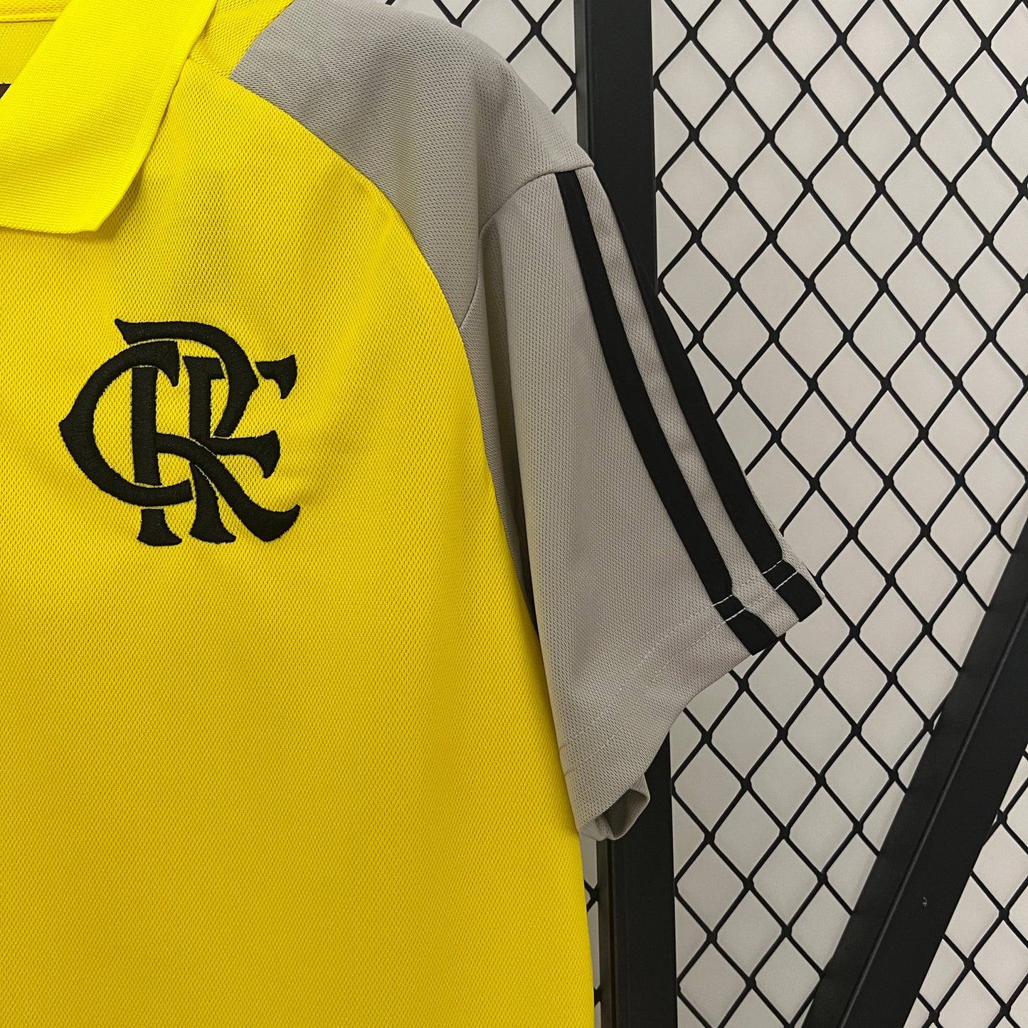 Camisa de treino flamengo amarela 24/25 - Versão Torcedor