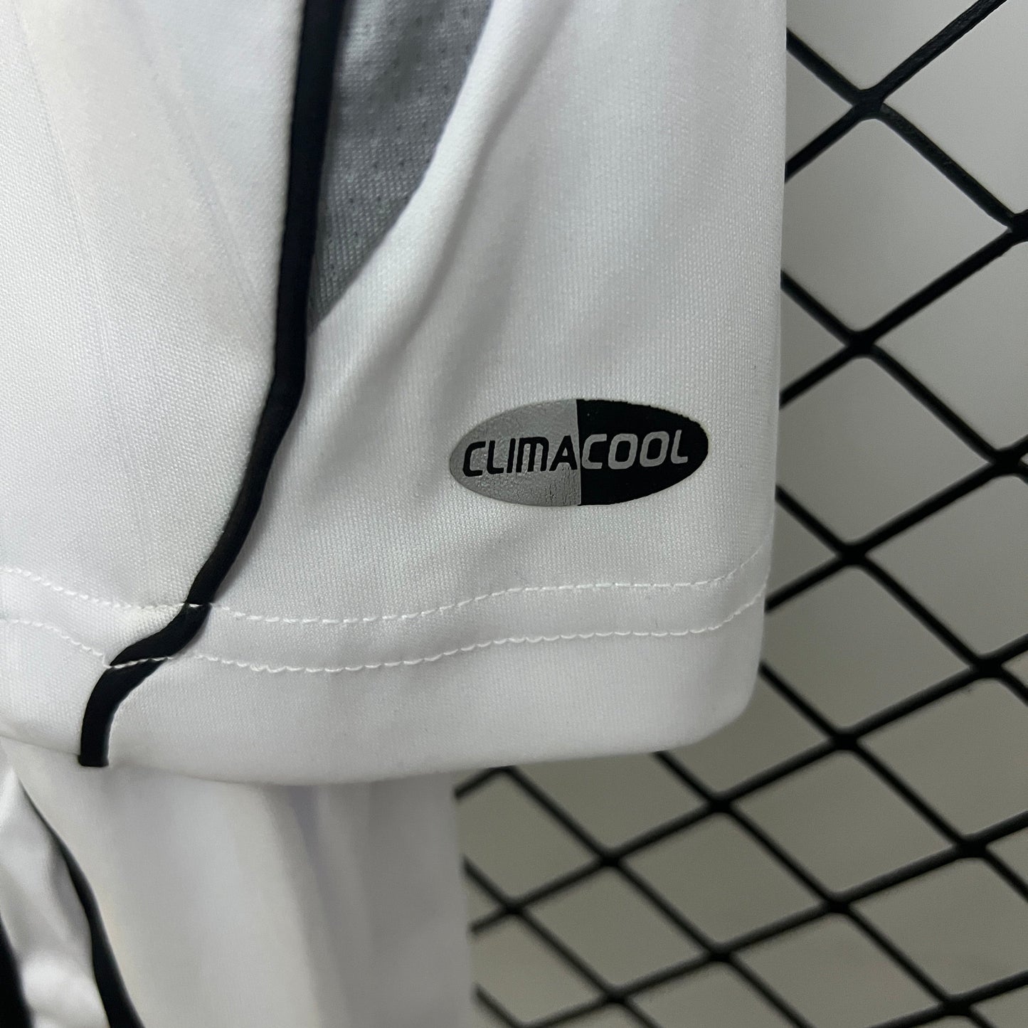 Kit Infantil Real madrid Titular 06/07 - Versão Retrô