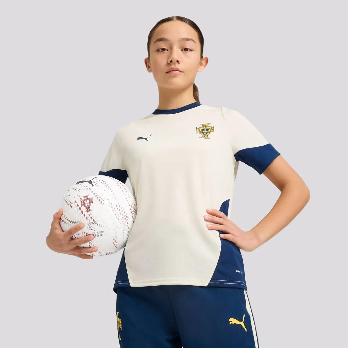 Camisa Portugal Feminina Treino 2025 Off-white