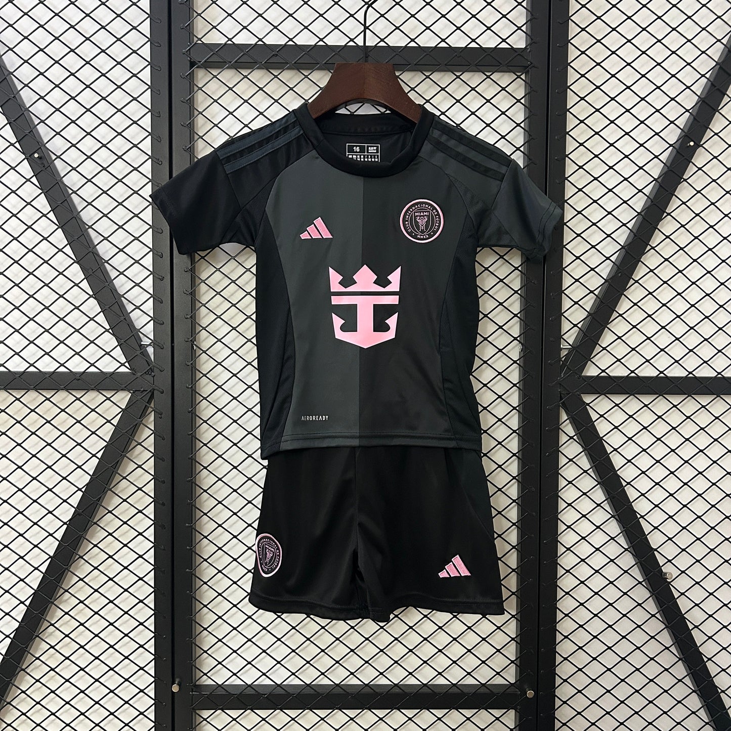 Kit infantil Miami Reserva 25/26