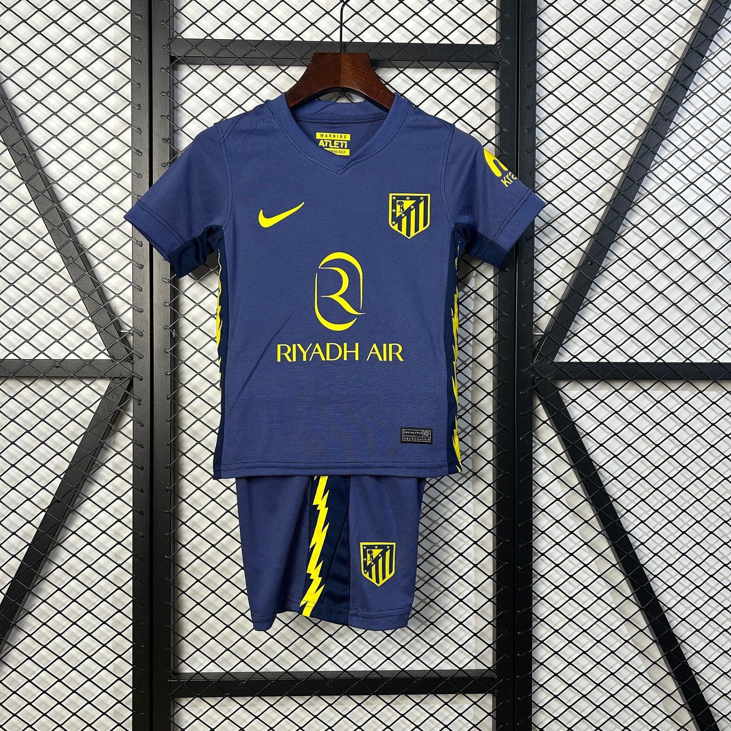 Kit Infantil Atlético de Madrid Reserva 25/26