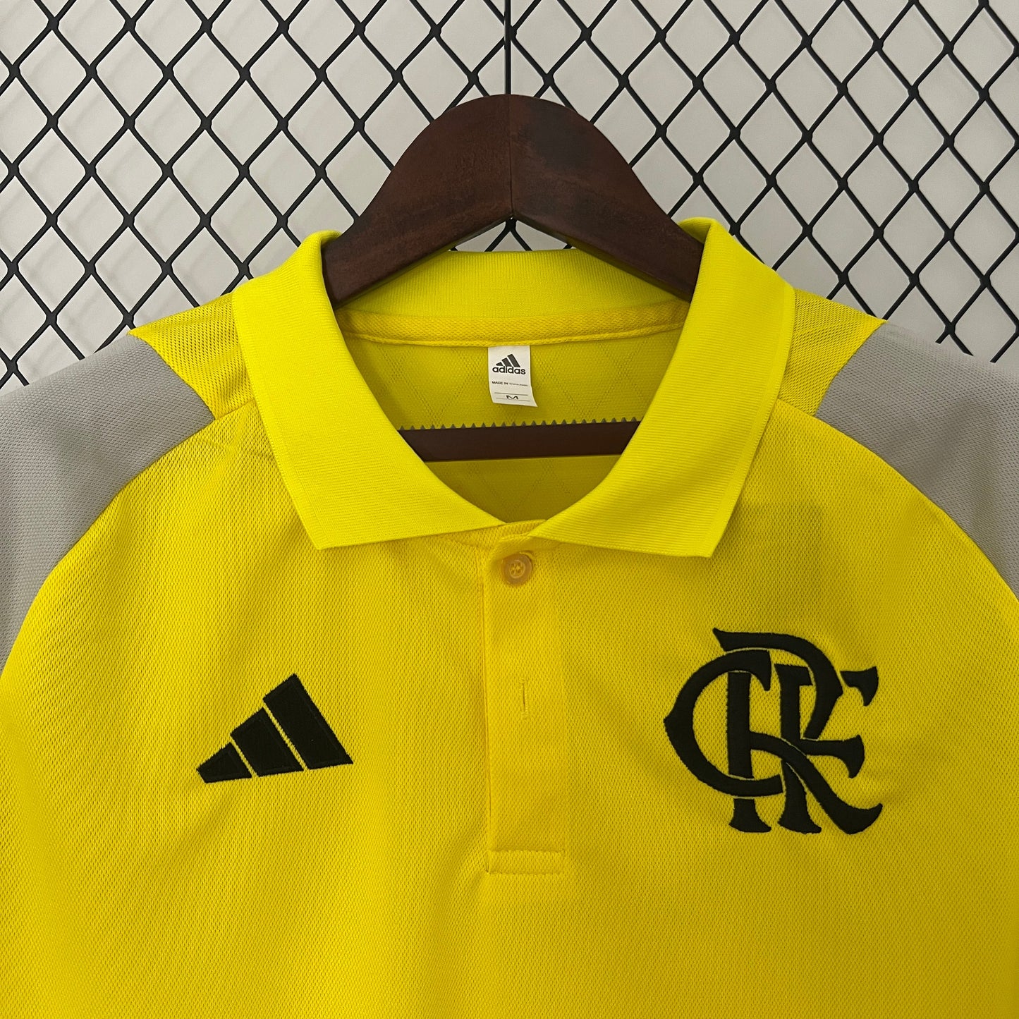 Camisa de treino flamengo amarela 24/25 - Versão Torcedor