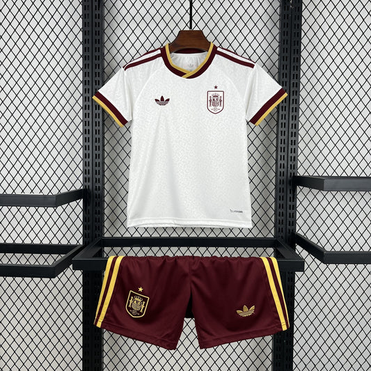 Kit Infantil Espanha Reserva 26/27