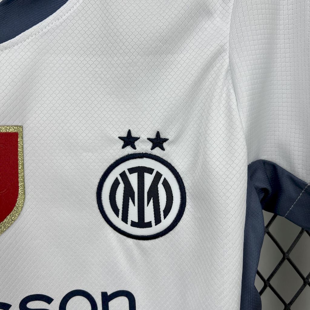Kit Infantil Inter de Milão Edição Especial VR 46