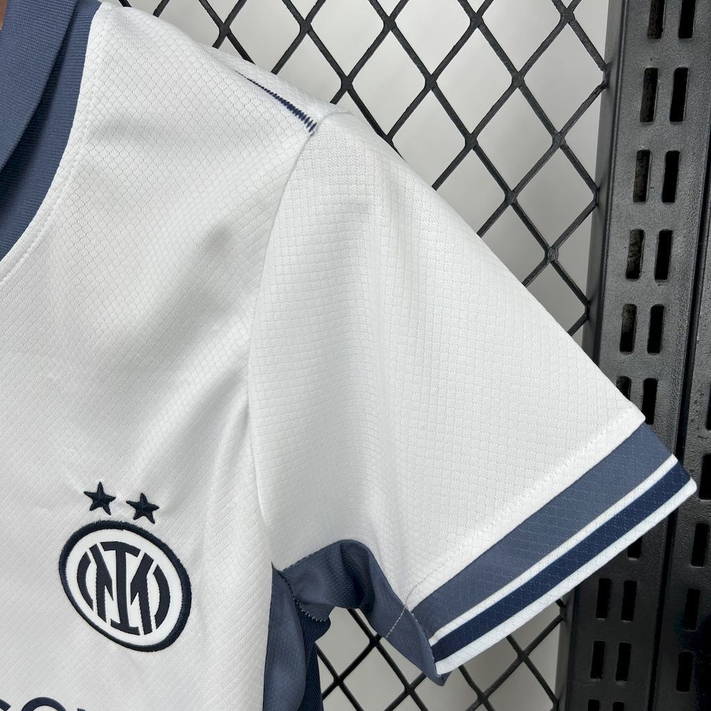 Kit Infantil Inter de Milão Edição Especial VR 46