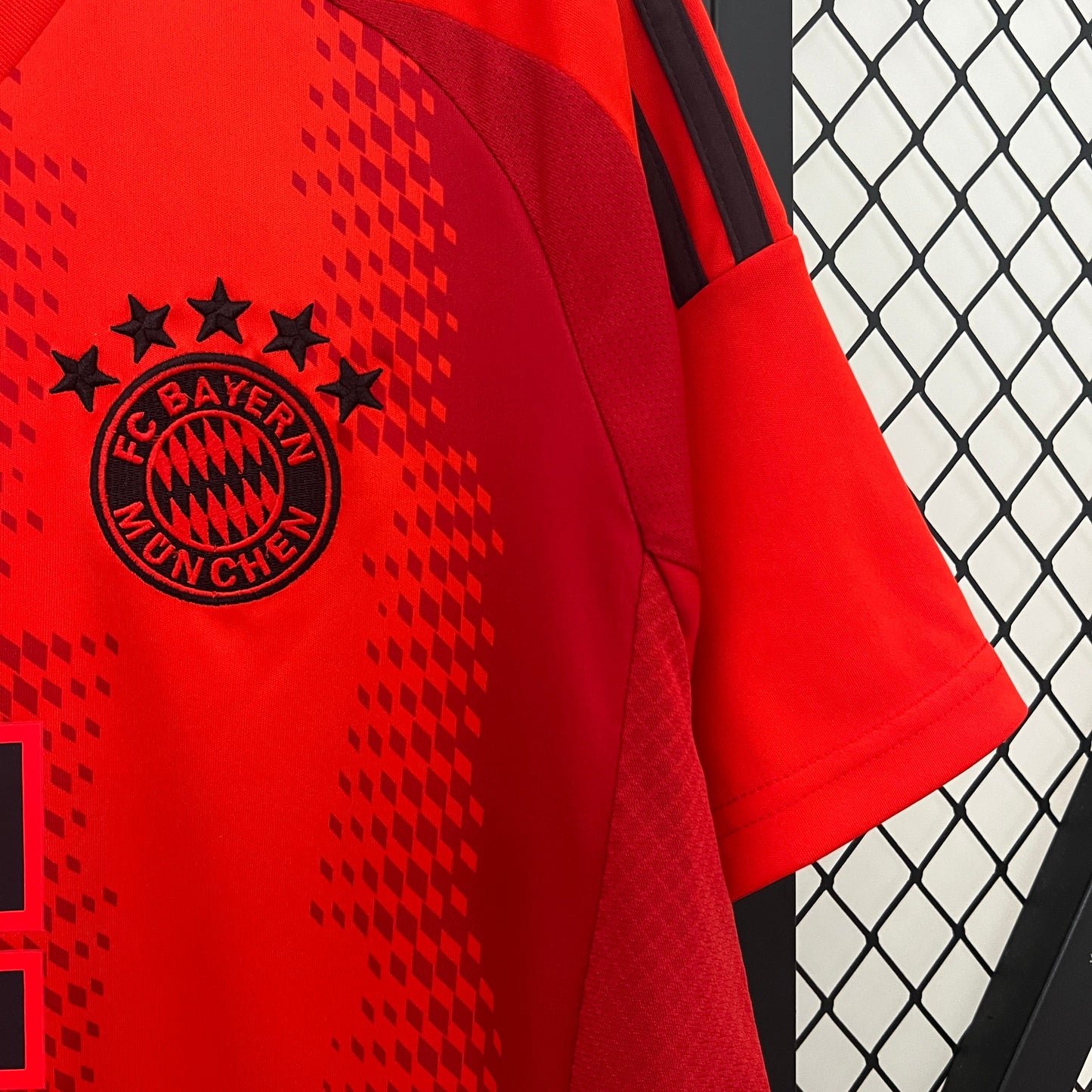 Camisa Bayern Munich Titular 24/25 - Versão Torcedor