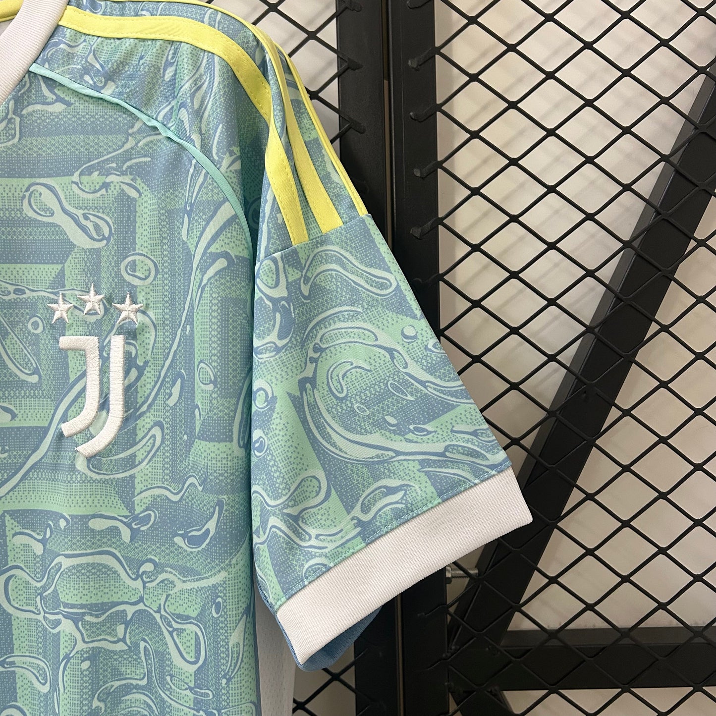 Camisa Juventus Reserva 25/26 - Versão Torcedor