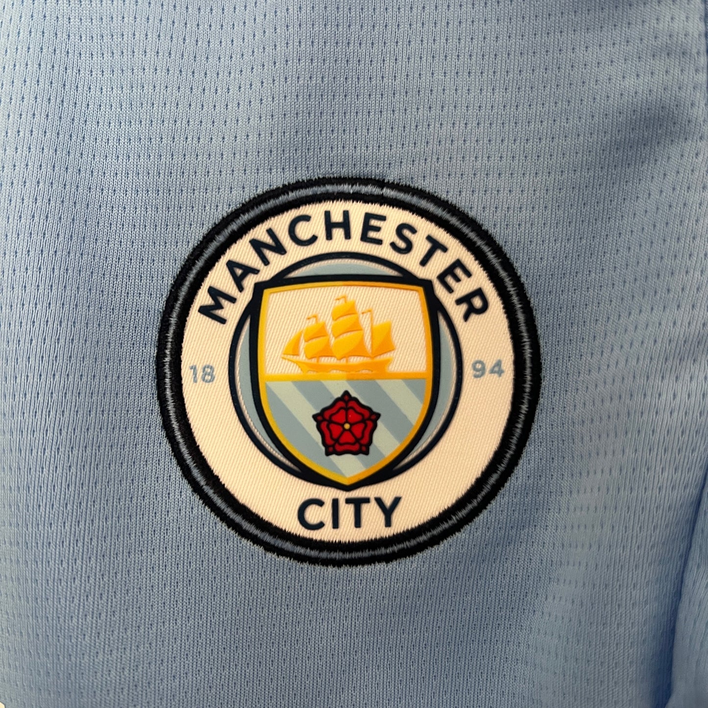 Kit Infantil Manchester City Titular 24/25