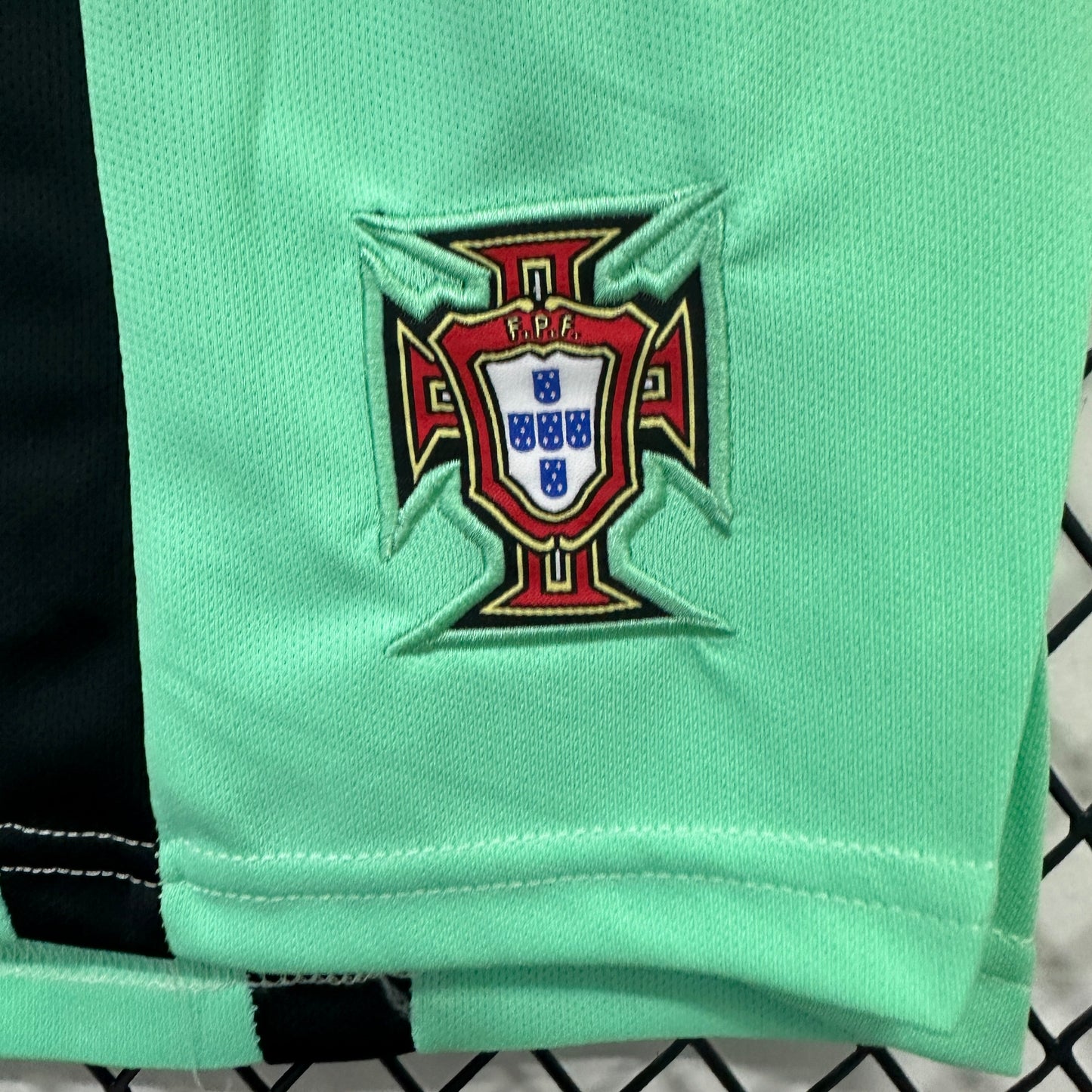 Kit Infantil Portugal Reserva Retro 15/16