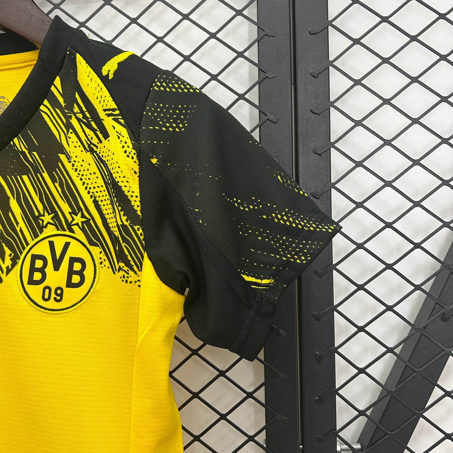 Kit Infantil Borussia Dortmund Titular 25/26