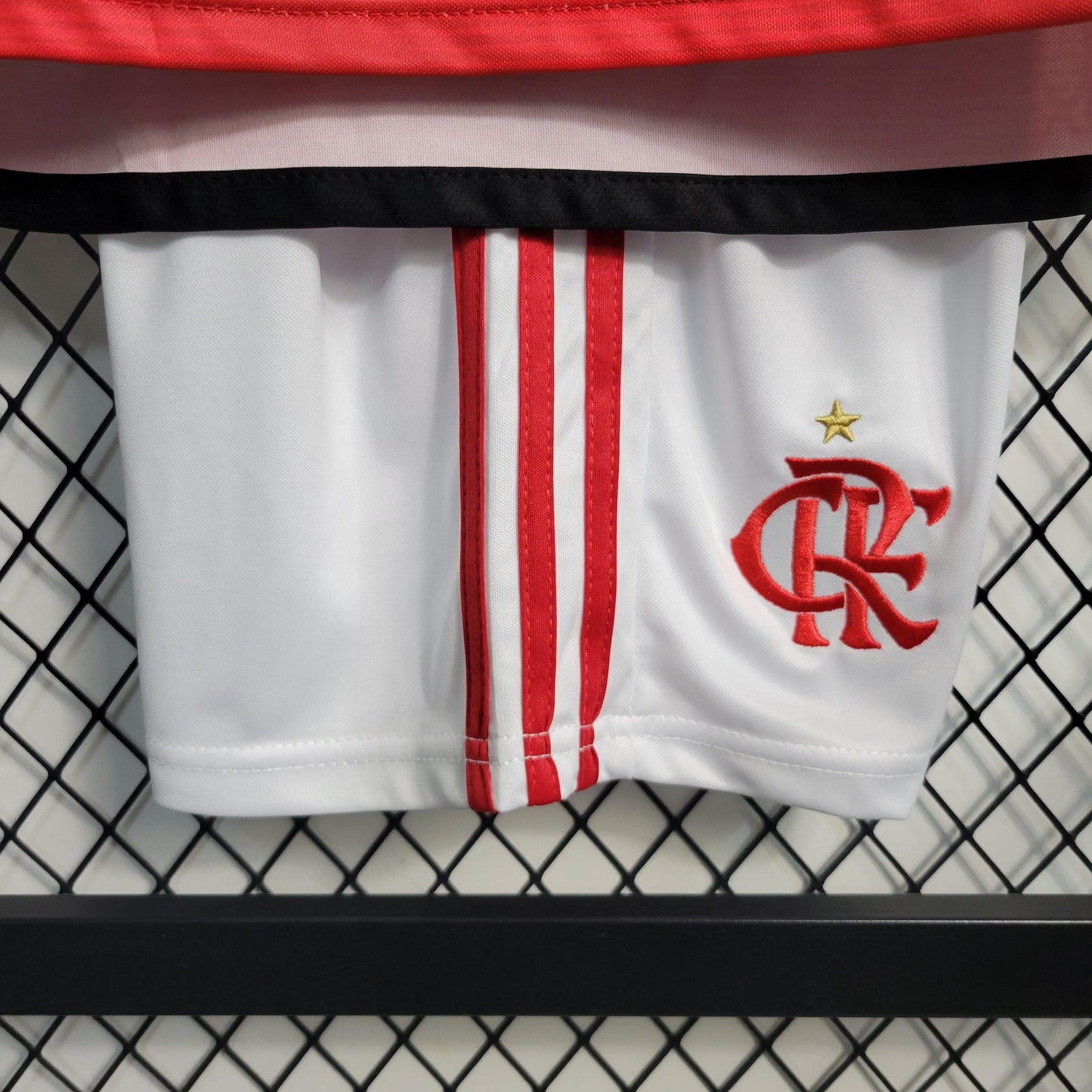 Kit Infantil Flamengo Titular 23/24 - Boutique do Boleiro