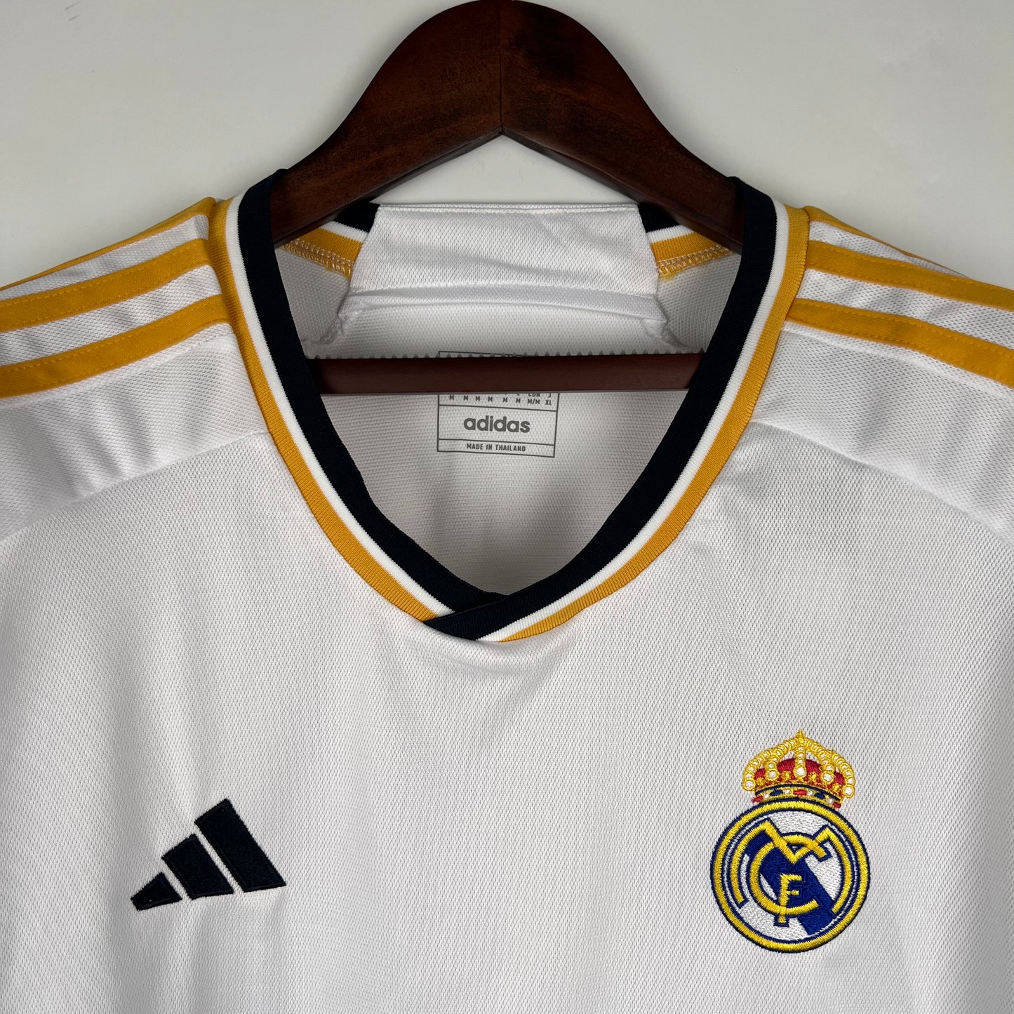 Camisa Real Madrid 2023/24 I Manga Longa