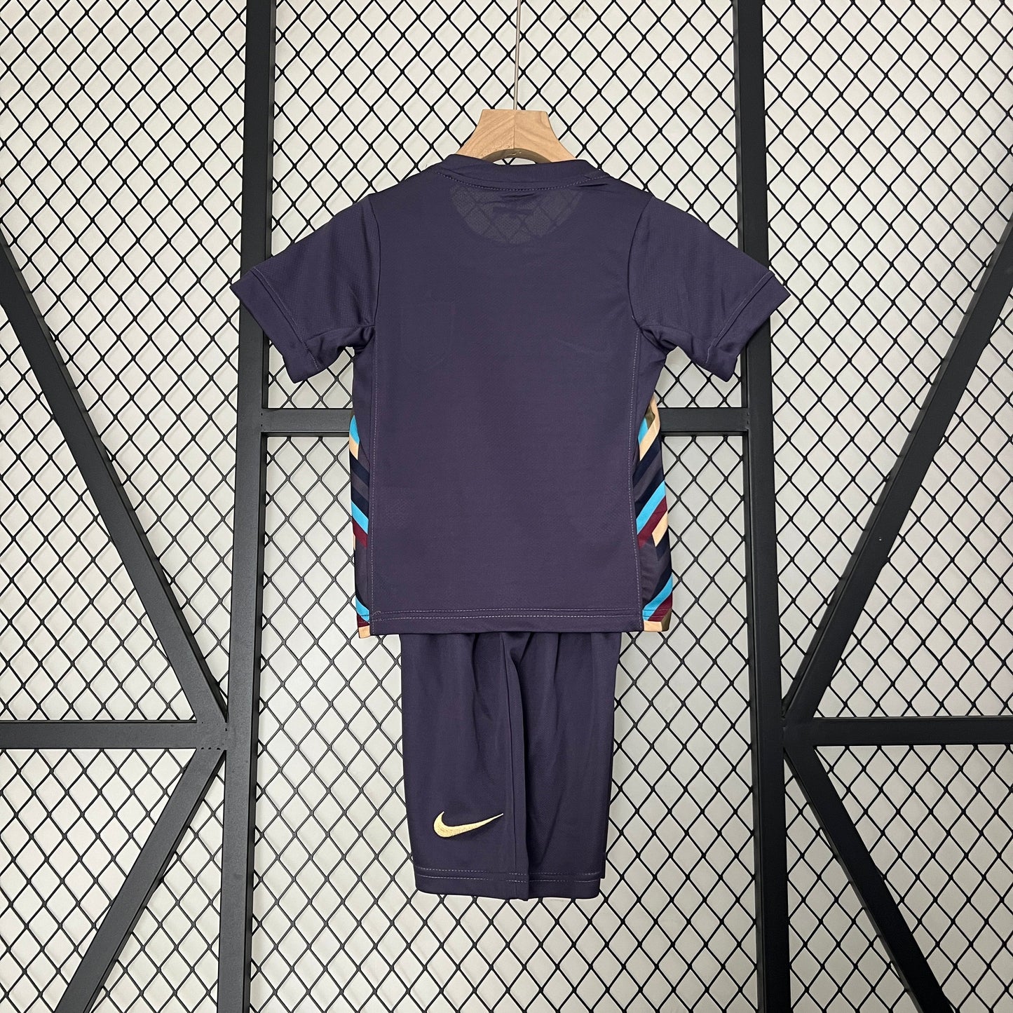 Kit Infantil Inglaterra Reserva 24/25